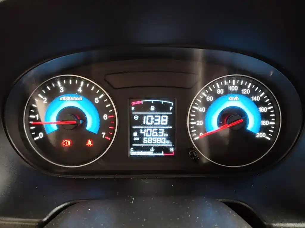 Dongfeng Xiaokang D52 2020 2019 1.5L Facelift Basic Rear Dual Wheel China VI DK15