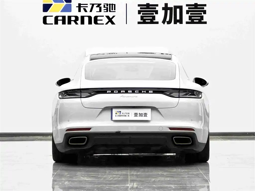 Фото 5 - Porsche Panamera