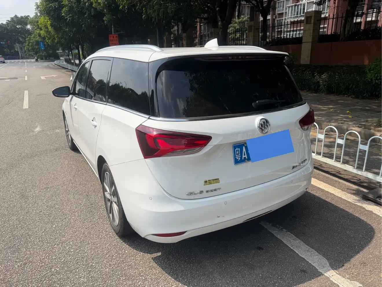 Buick GL6 2023 2021 323T Mild Hybrid Connected Premium Trim