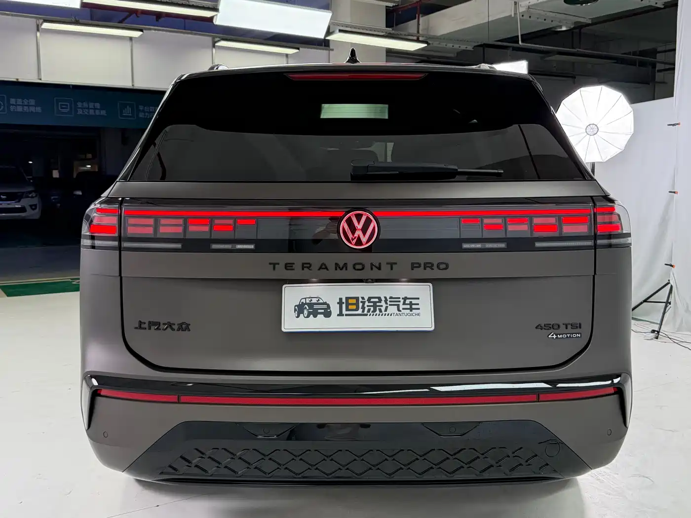 Volkswagen Teramont 2025 Teramont Pro 450TSI 4WD Summit Edition фото 30