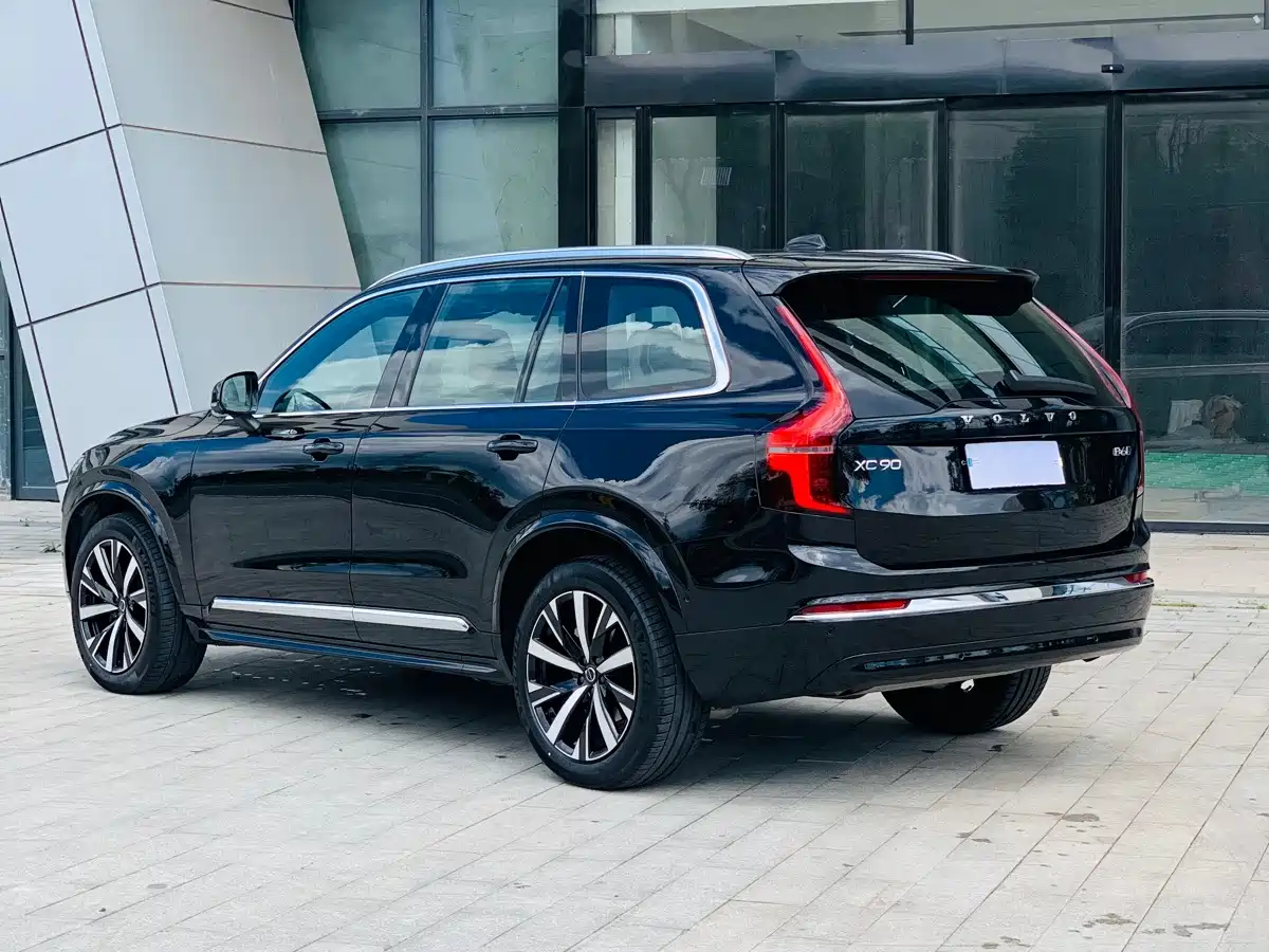 2025 Volvo XC90