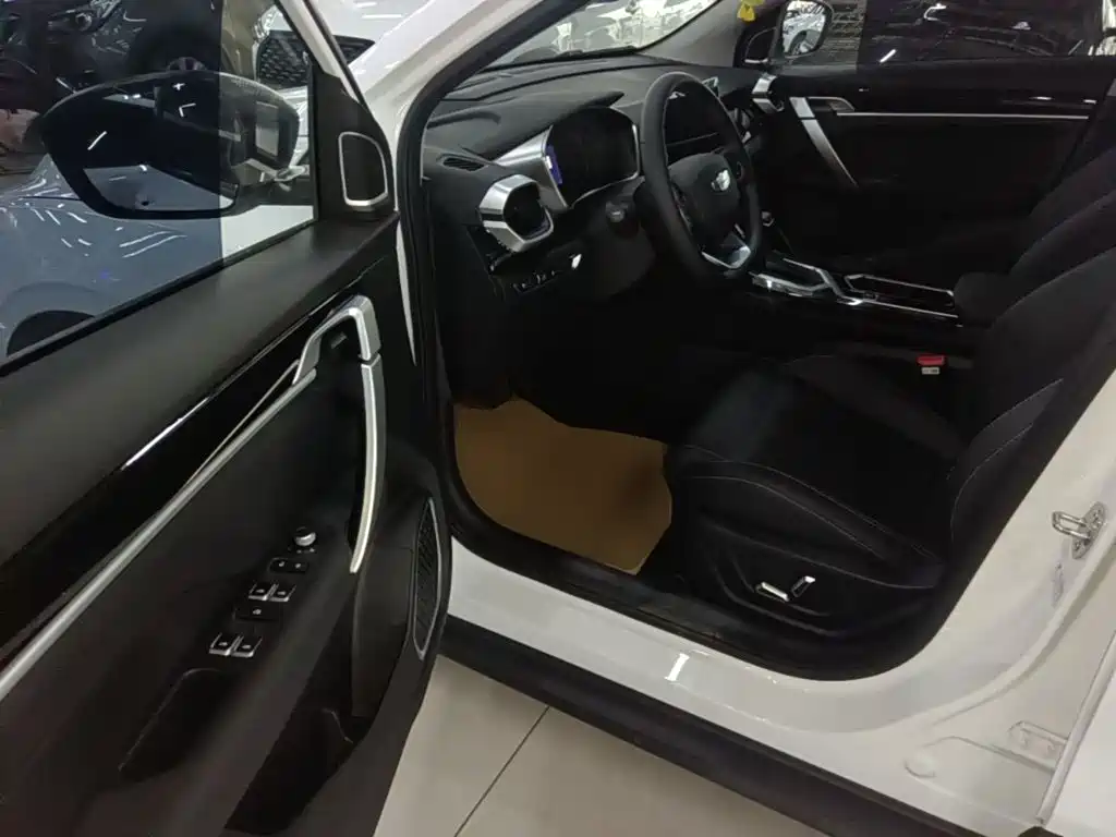Geely Coolray 2025 2025 1.5L CVT Super Edition MAX