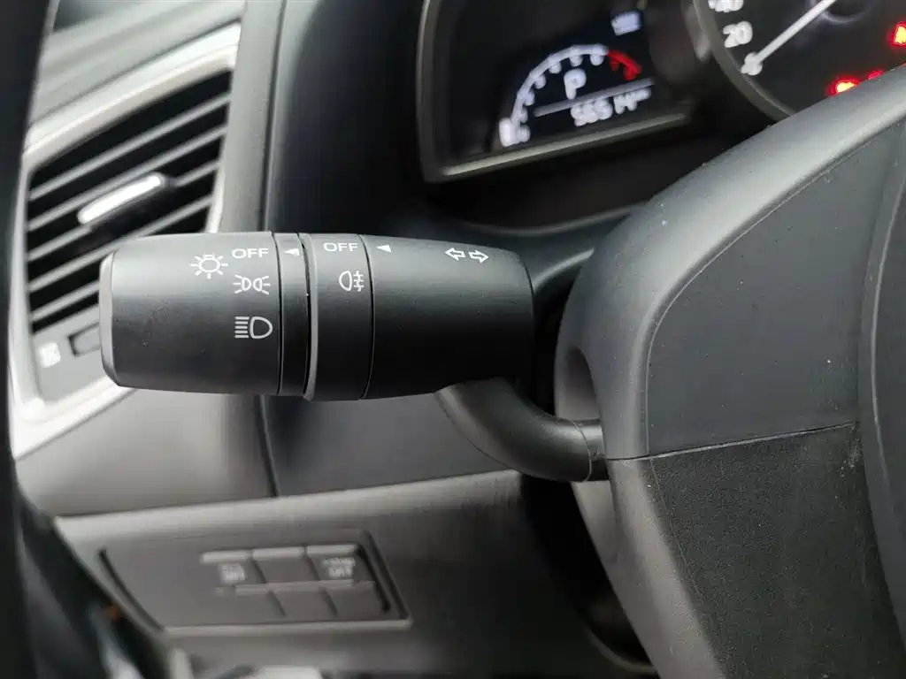 Mazda CX-4 2018 Model 2.0L Automatic 2WD Skyactiv Dynamic (China V) фото 21