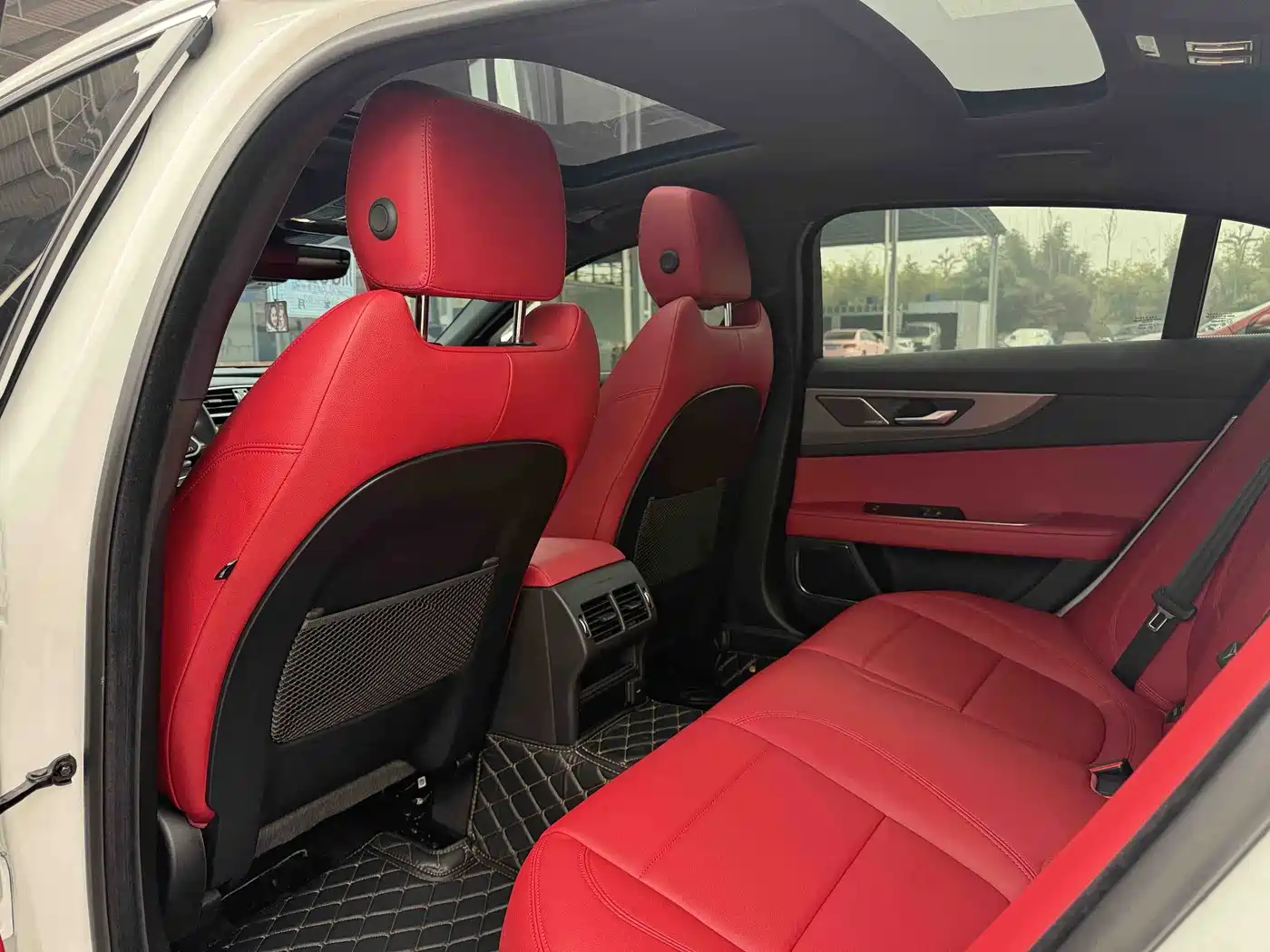 Jaguar XEL 2024 2024 Model 2.0T 250PS R-DYNAMIC S Progressive Sport Edition