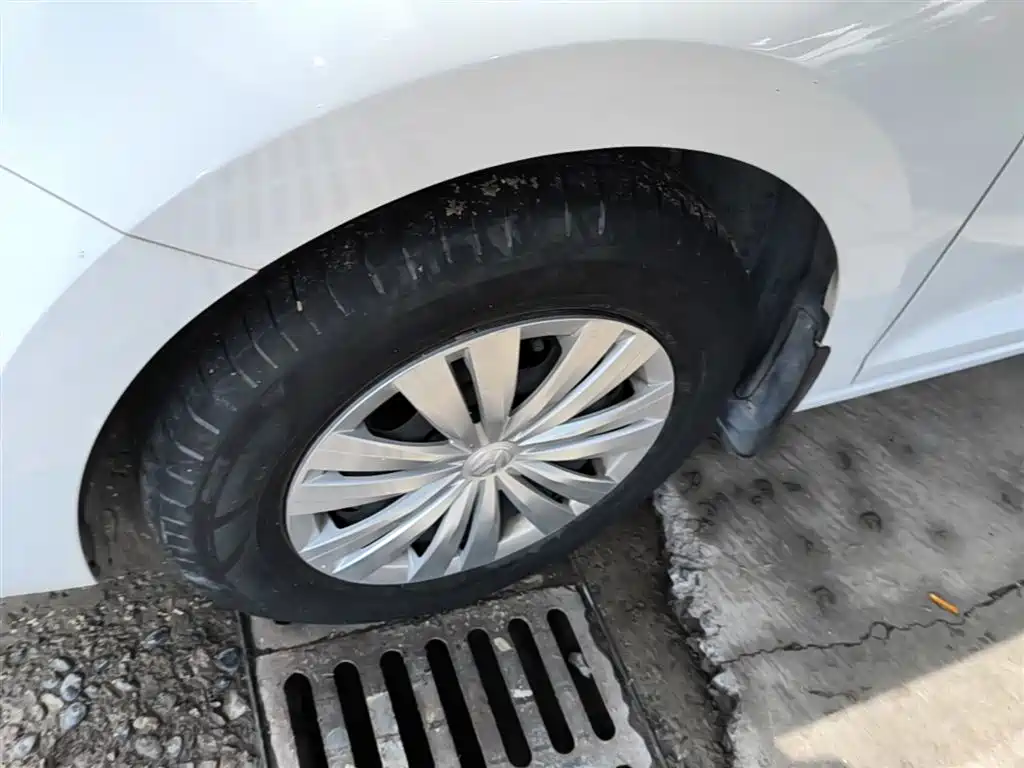 Volkswagen Santana 2021 1.5L Manual Trend Edition фото 23