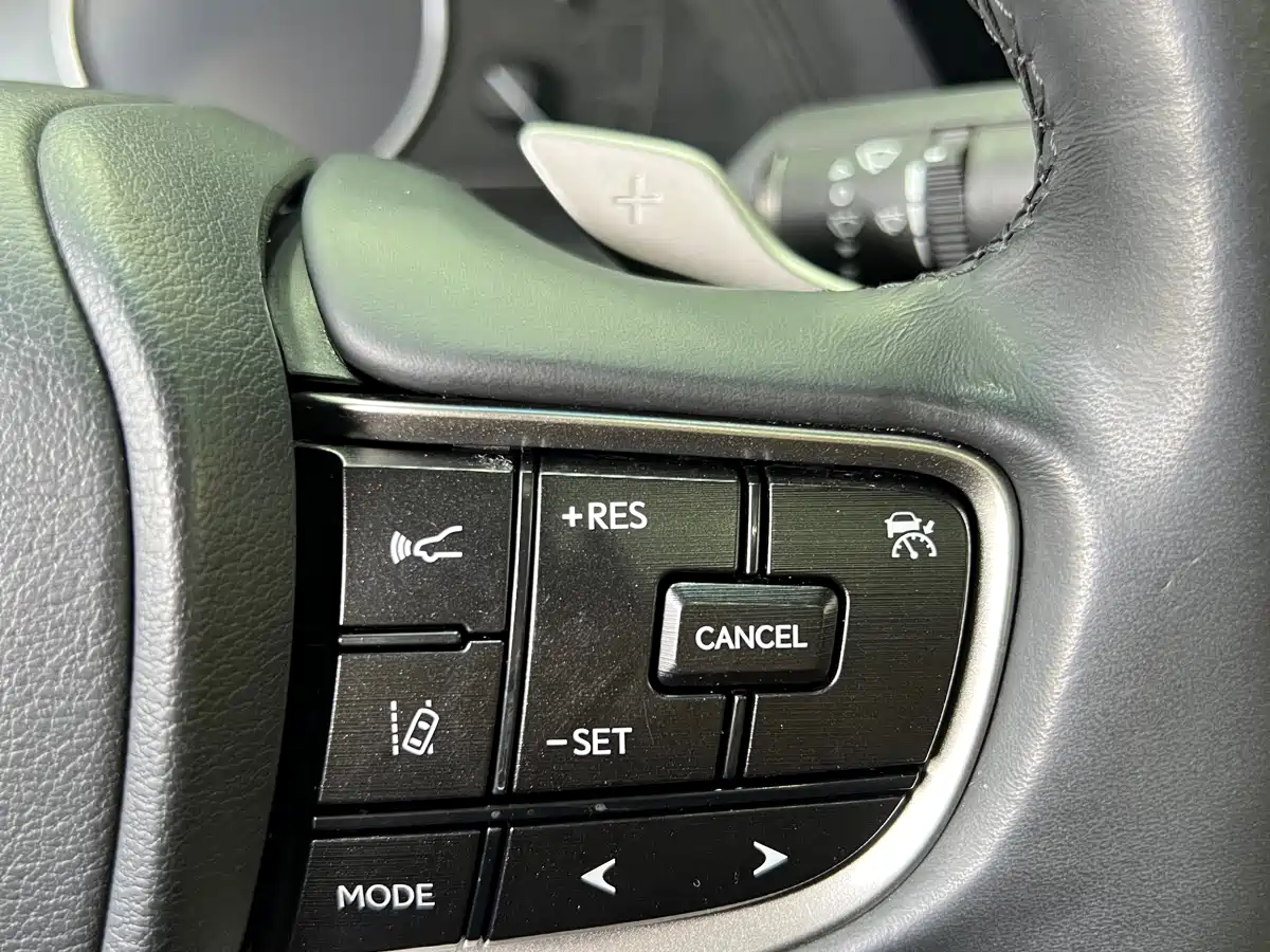 Lexus ES 2023 260 Excellence фото 15