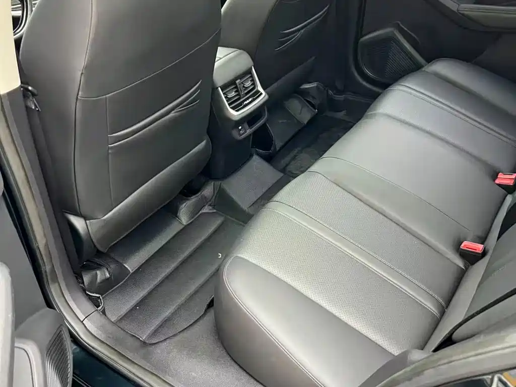 Dongfeng Aeolus Yixuan MAX 2022 2021 1.5T Super Cool Dad Edition