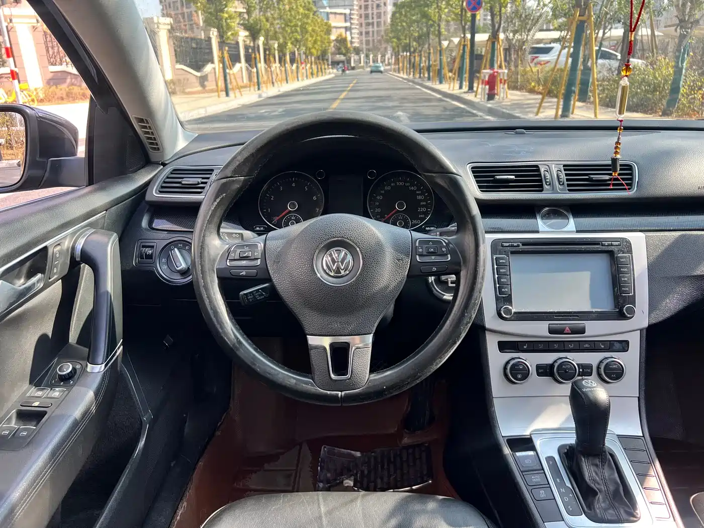 Volkswagen Magotan 2013 1.8TSI Luxury фото 9