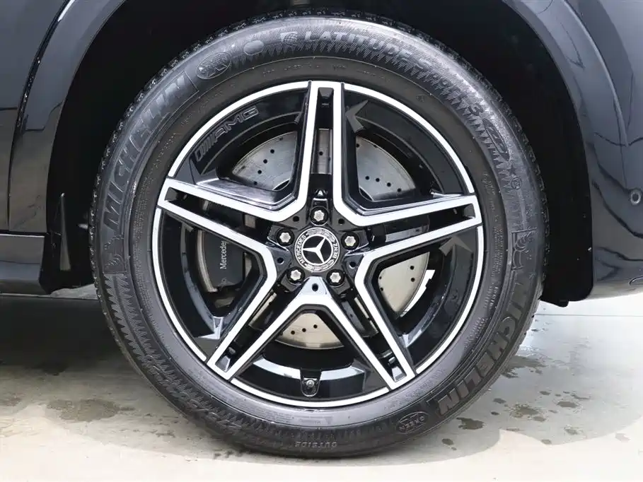 Mercedes-Benz GLE Coupe 2024 GLE 450 4MATIC Coupe SUV Fashion фото 30