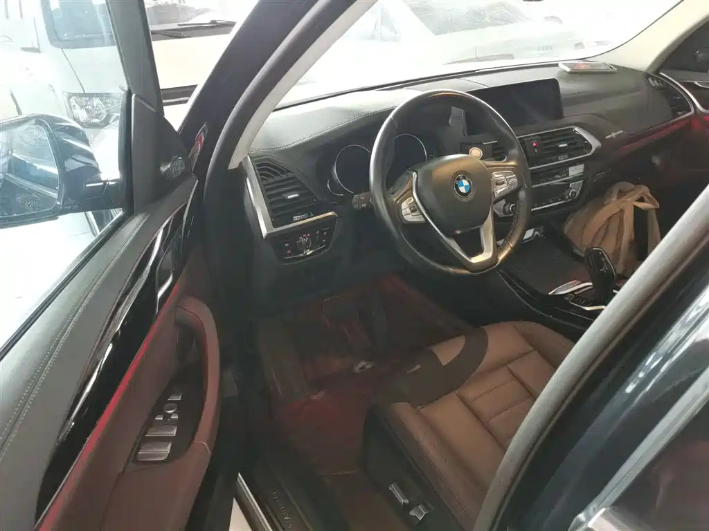 BMW X3 2018 xDrive25i Luxury Package China VI фото 16