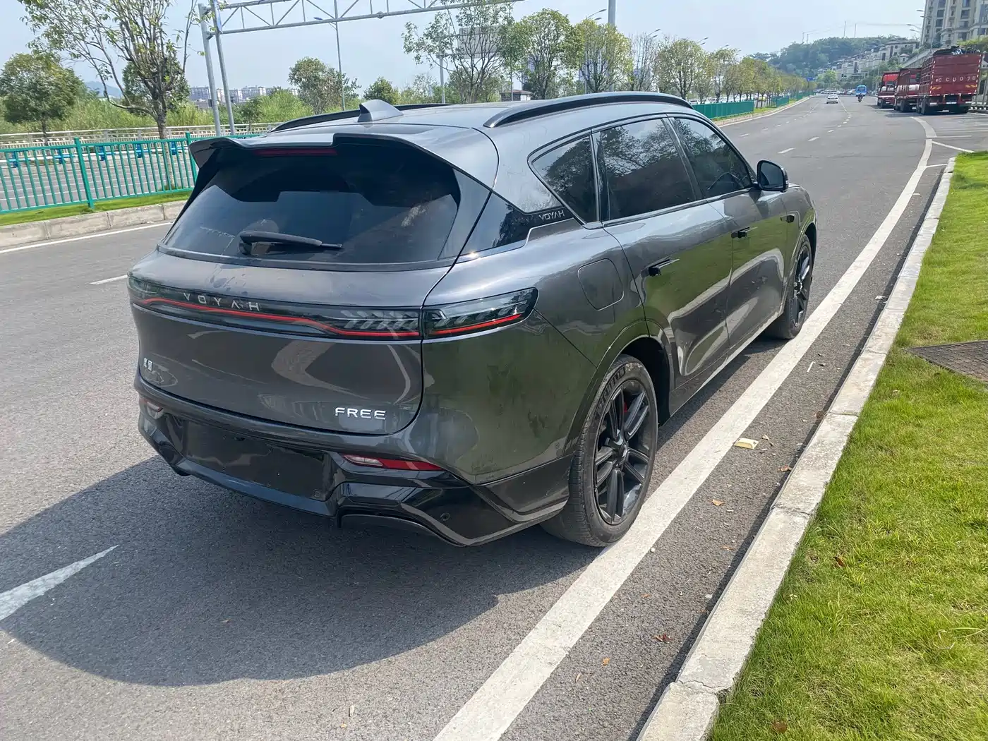 Voyah Auto VOYAH FREE 2025 2025 318 318km RWD Touring Edition