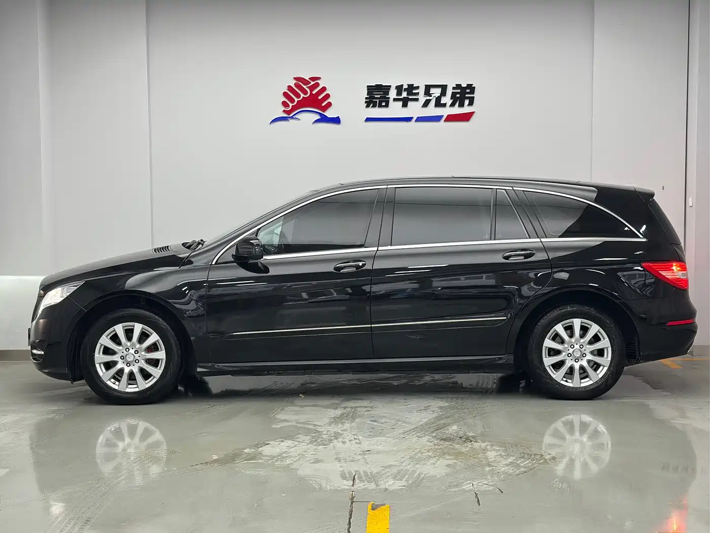 Mercedes-Benz R-Class 2015 R 320 4MATIC Luxury фото 9