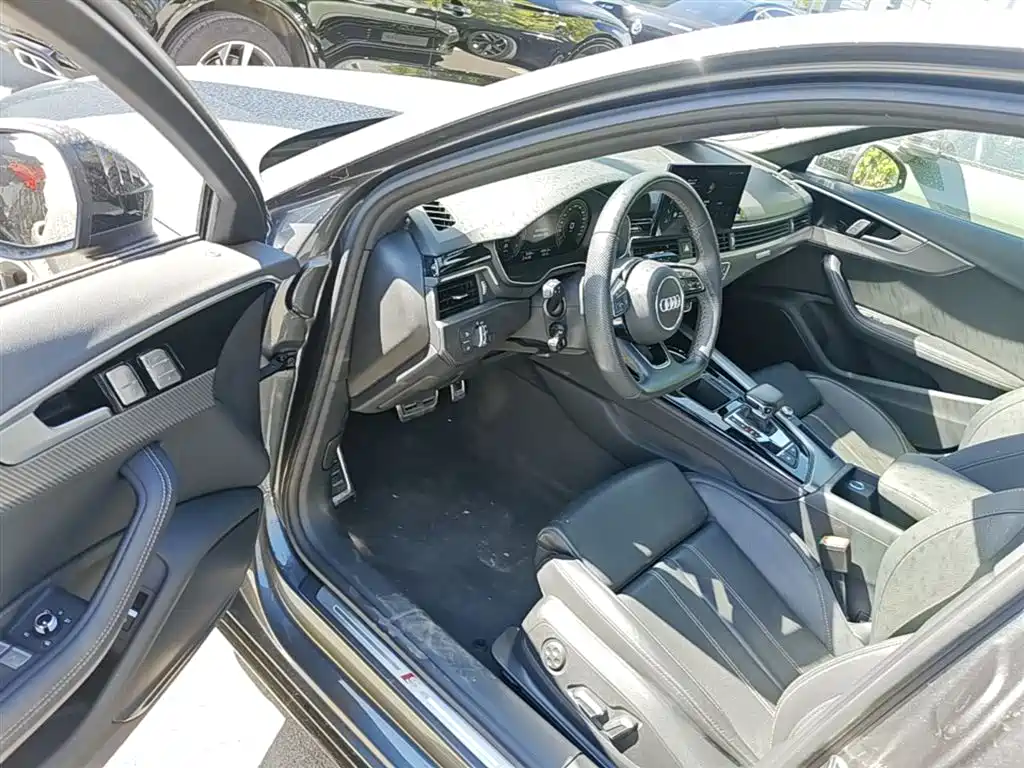 Audi A4L 2024 40 TFSI quattro RS Kit Speed Edition фото 16