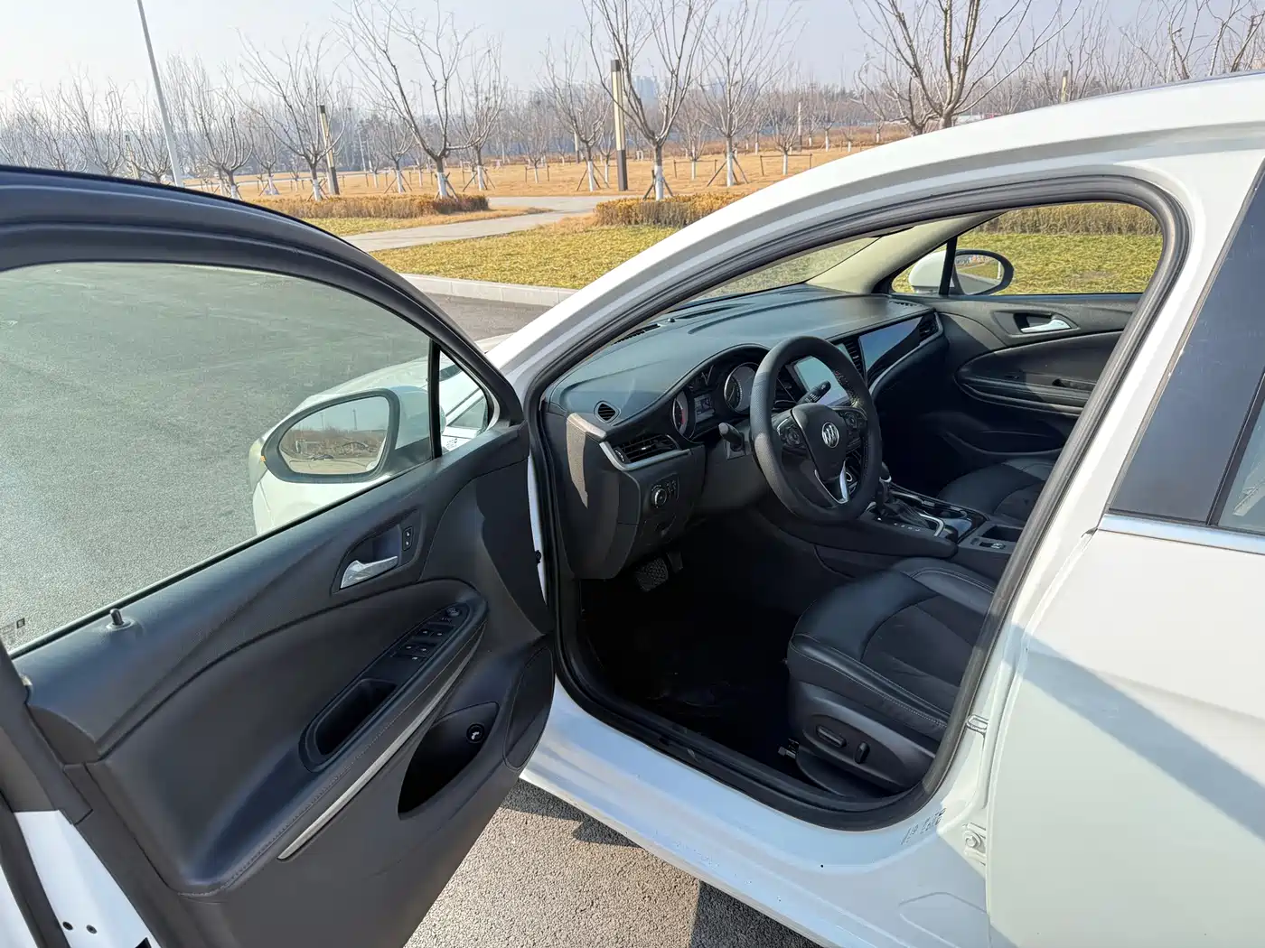 Buick Verano 2015 Sedan 20T Dual-clutch Elite фото 7