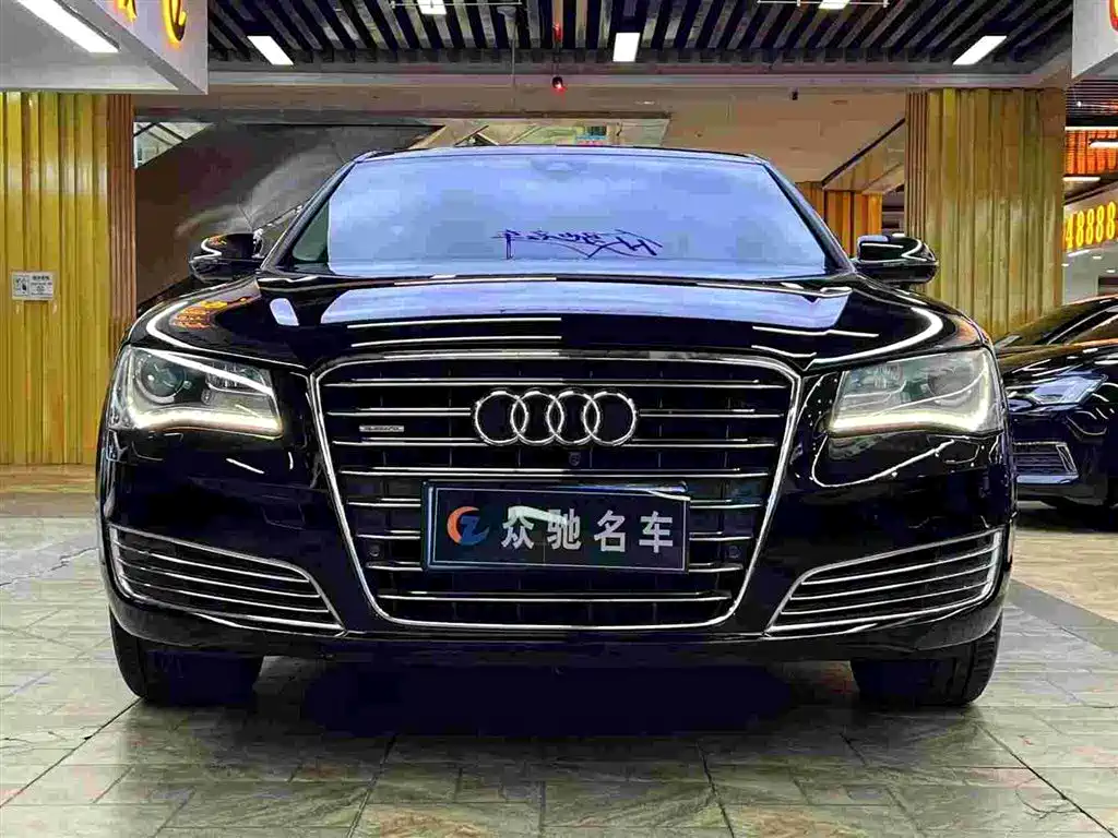 Audi A8 2013 A8L 45 TFSI quattro Comfort фото 2