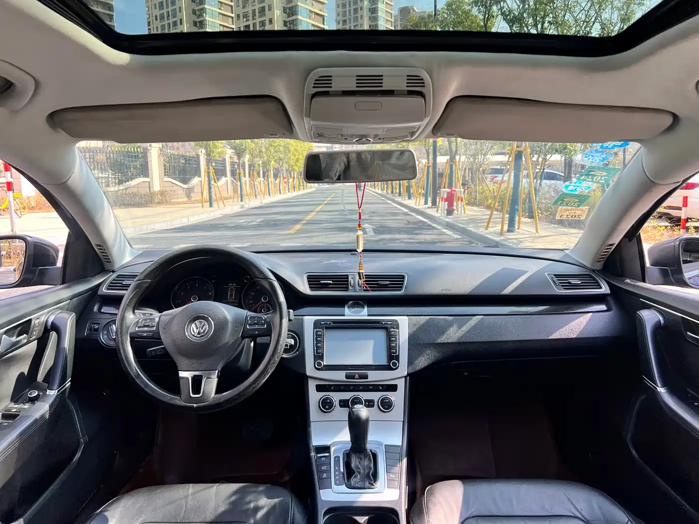 Volkswagen Magotan 2013 1.8TSI Luxury фото 11