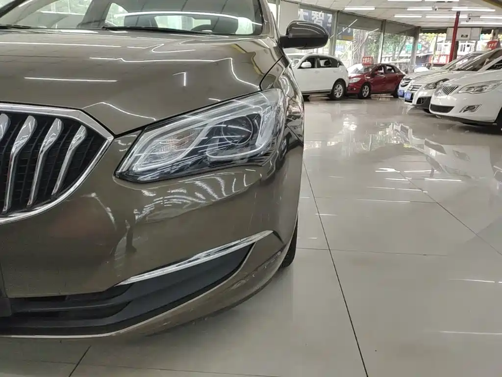Фото 24 - Buick Excelle