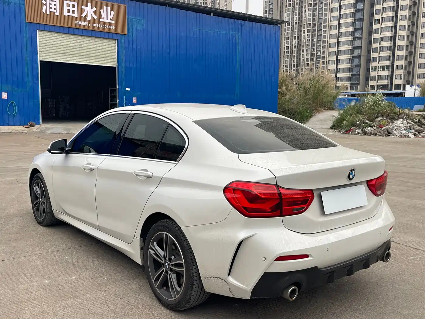 BMW 1 Series 2023 120i M Sport фото 6