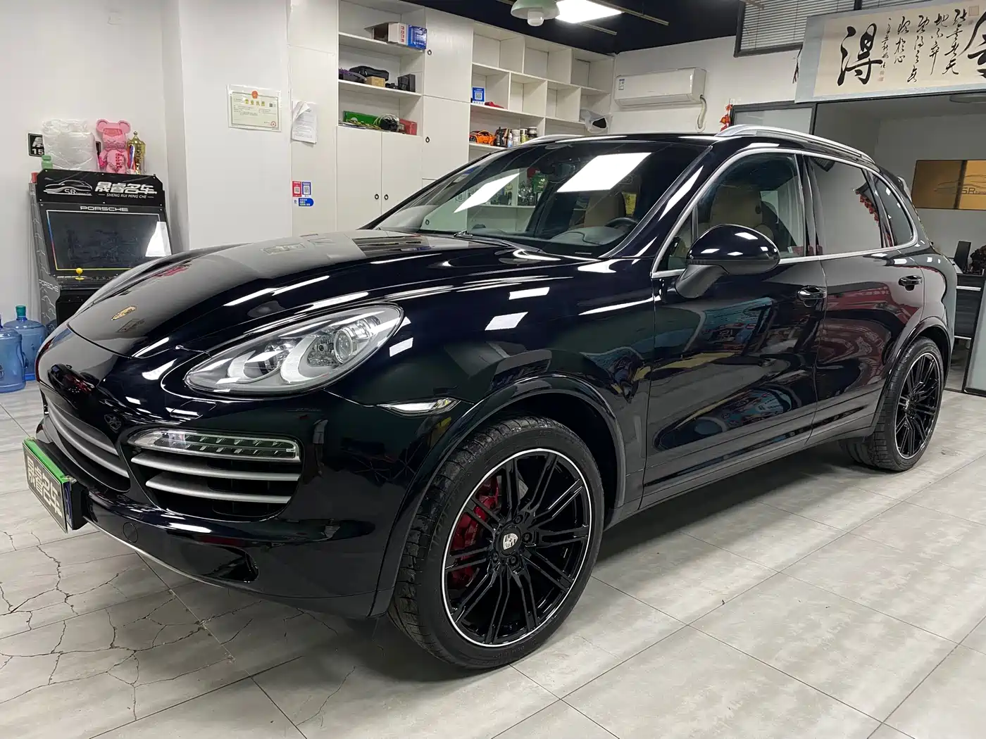 Фото 1 - Porsche Cayenne