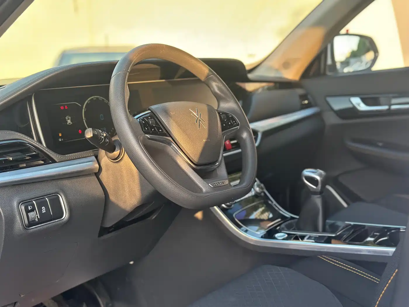 Dacheng Auto Dacheng G60 2019 2019 1.5T Manual Luxury China V