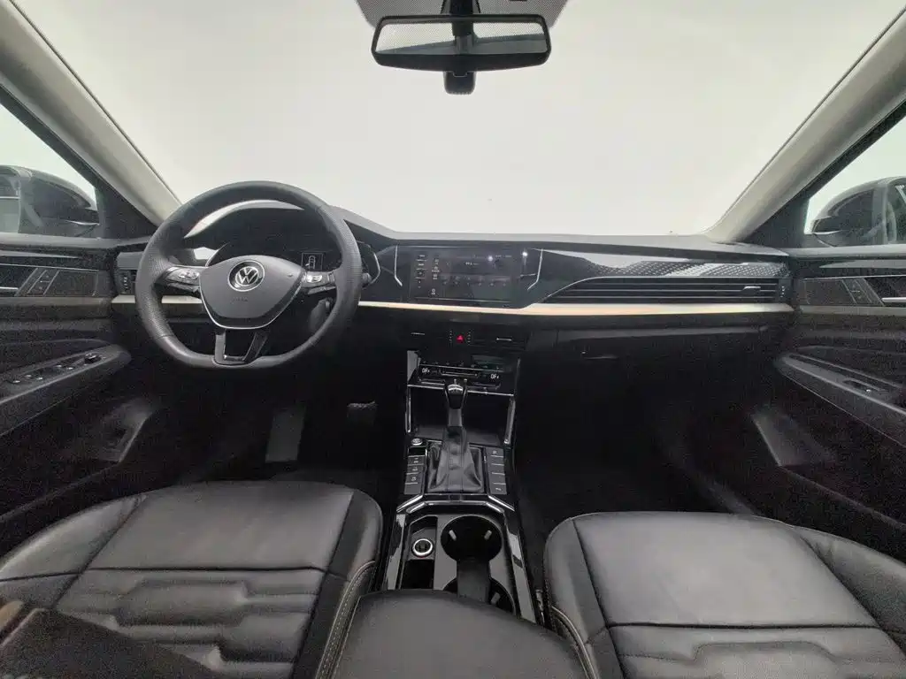 Photo 5 - Volkswagen Passat