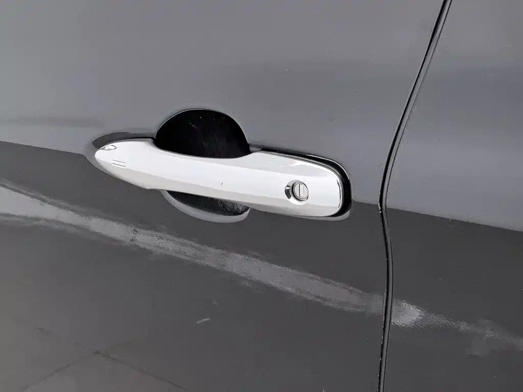 Toyota Avalon 2020 2019 Hybrid 2.5L Luxury Edition China V