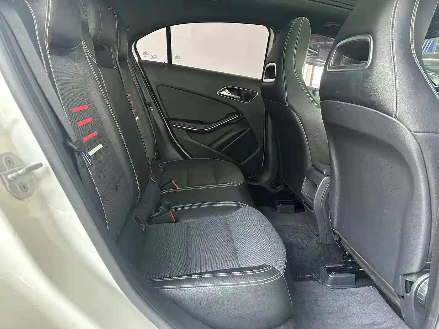 Mercedes-Benz A-Class (Import) 2016 A 180 фото 14