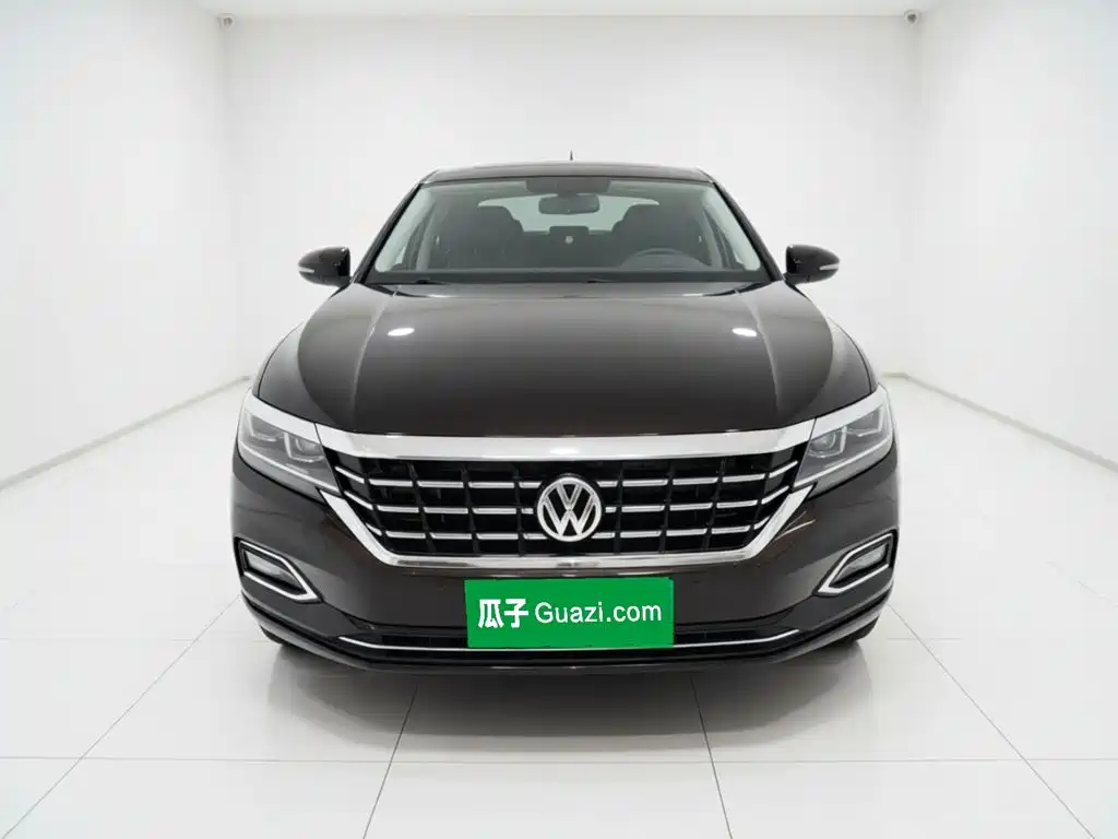 Фото 2 - Volkswagen Passat