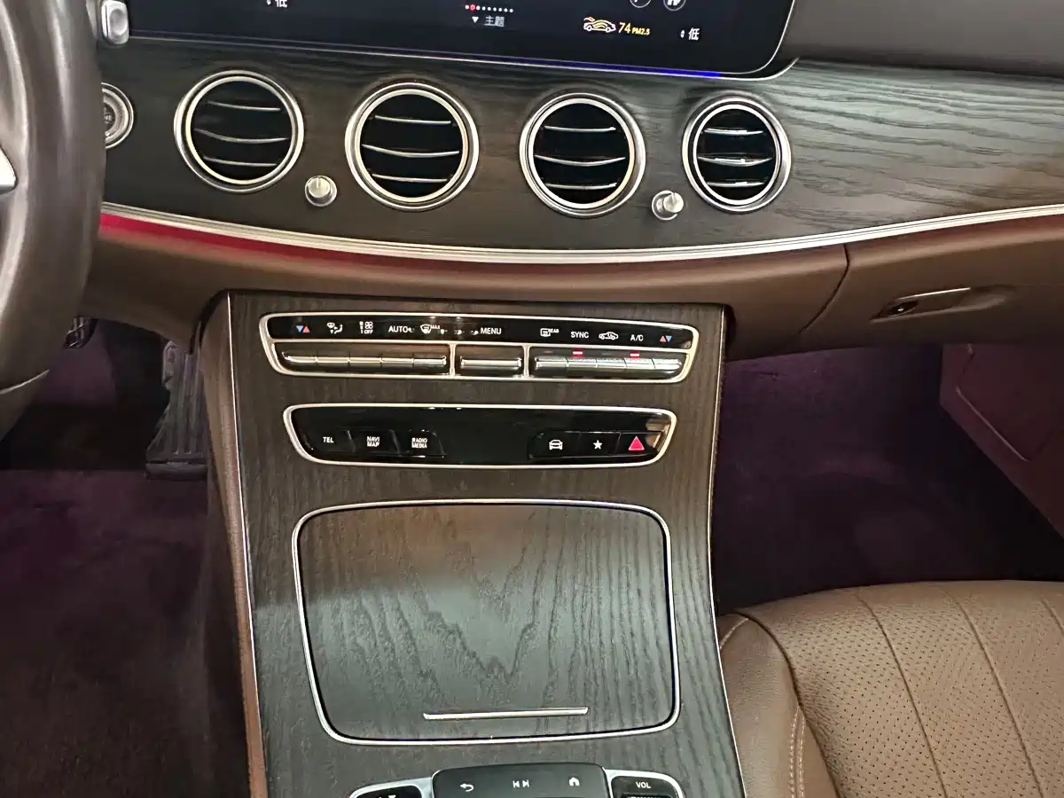 Mercedes-Benz E-Class 2022 Facelift III E 300 L Luxury фото 15