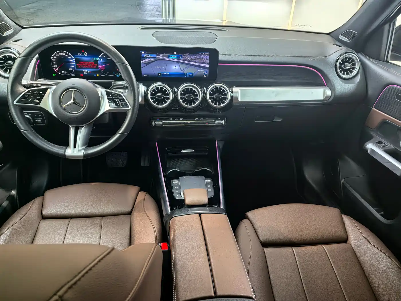 MERCEDES-BENZ GLB