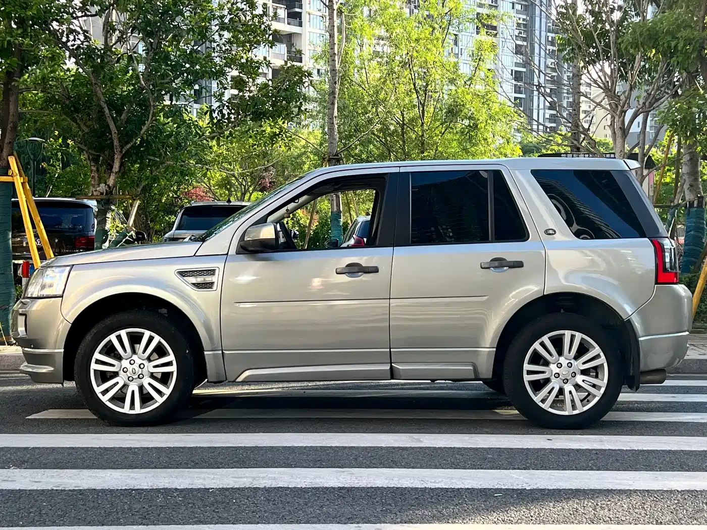 Land Rover Freelander 2 2012 2.0T Si4 HSE Petrol фото 8