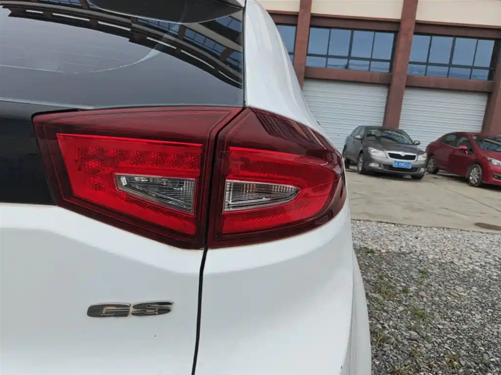 MG Roewe RX5 2016 2015 1.5TGI TST Luxury Edition