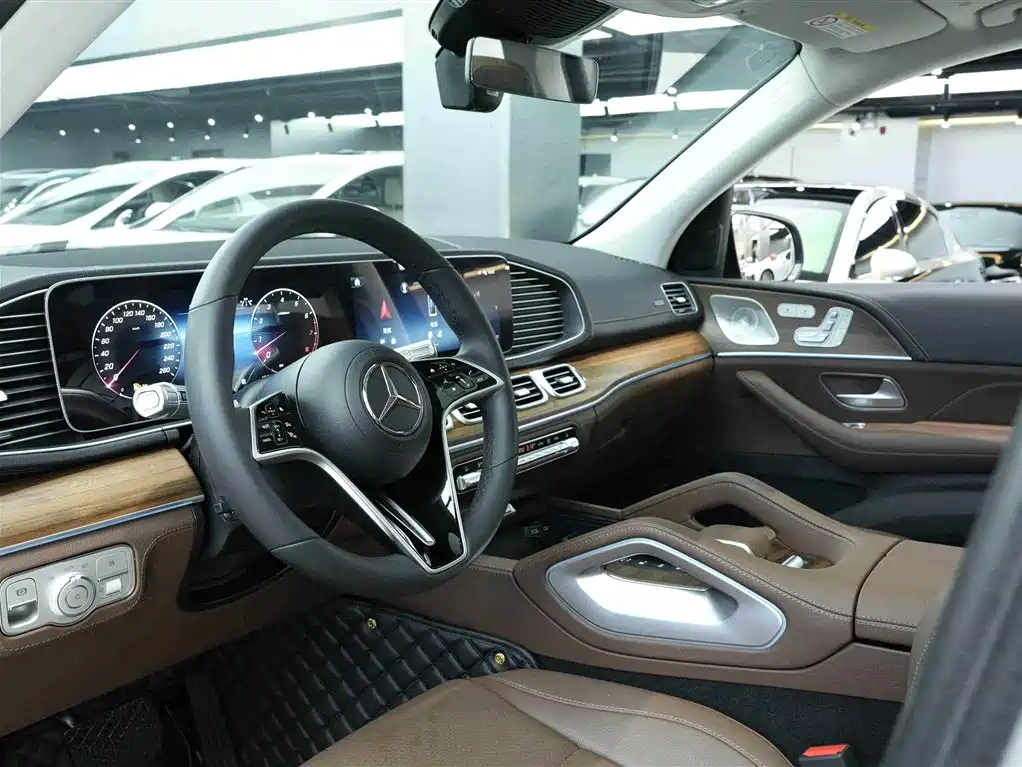 Mercedes-Benz GLE 2024 GLE 450 4MATIC Fashion фото 7