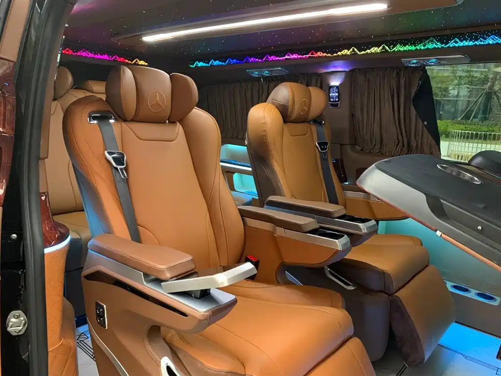 Mercedes-Benz Vito 2024 2.0T Elite Edition 7-Seater фото 21