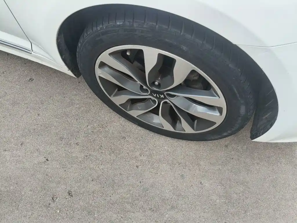 Kia K5 2014 2014 2.0L Automatic LUXURY