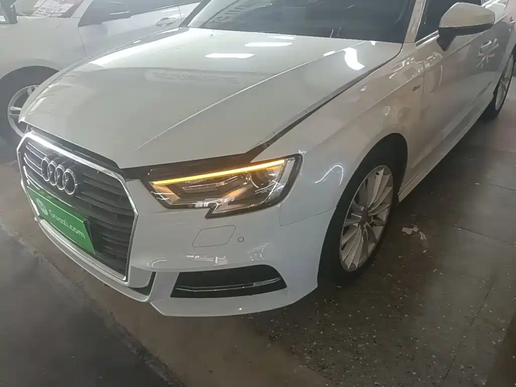 Фото 24 - Audi A3