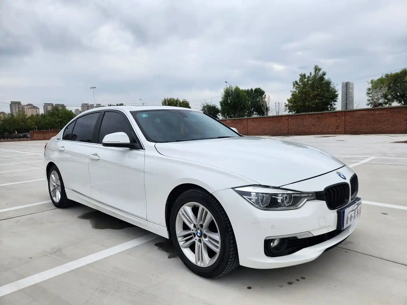 Фото 3 - BMW 3 Series
