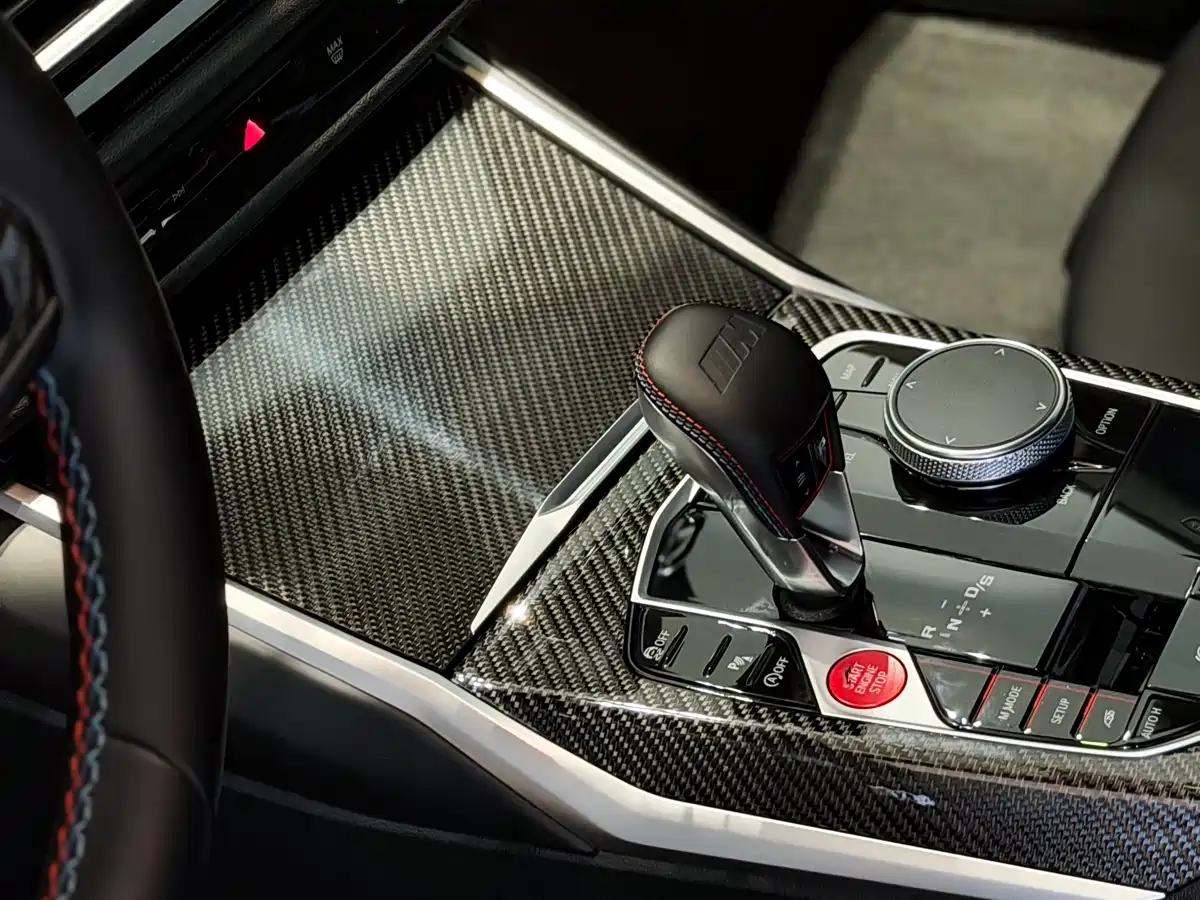 BMW M2 2024 M2 фото 19