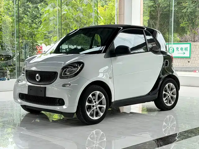 smart smart fortwo 2015 1.0L 52kW Hardtop Agile