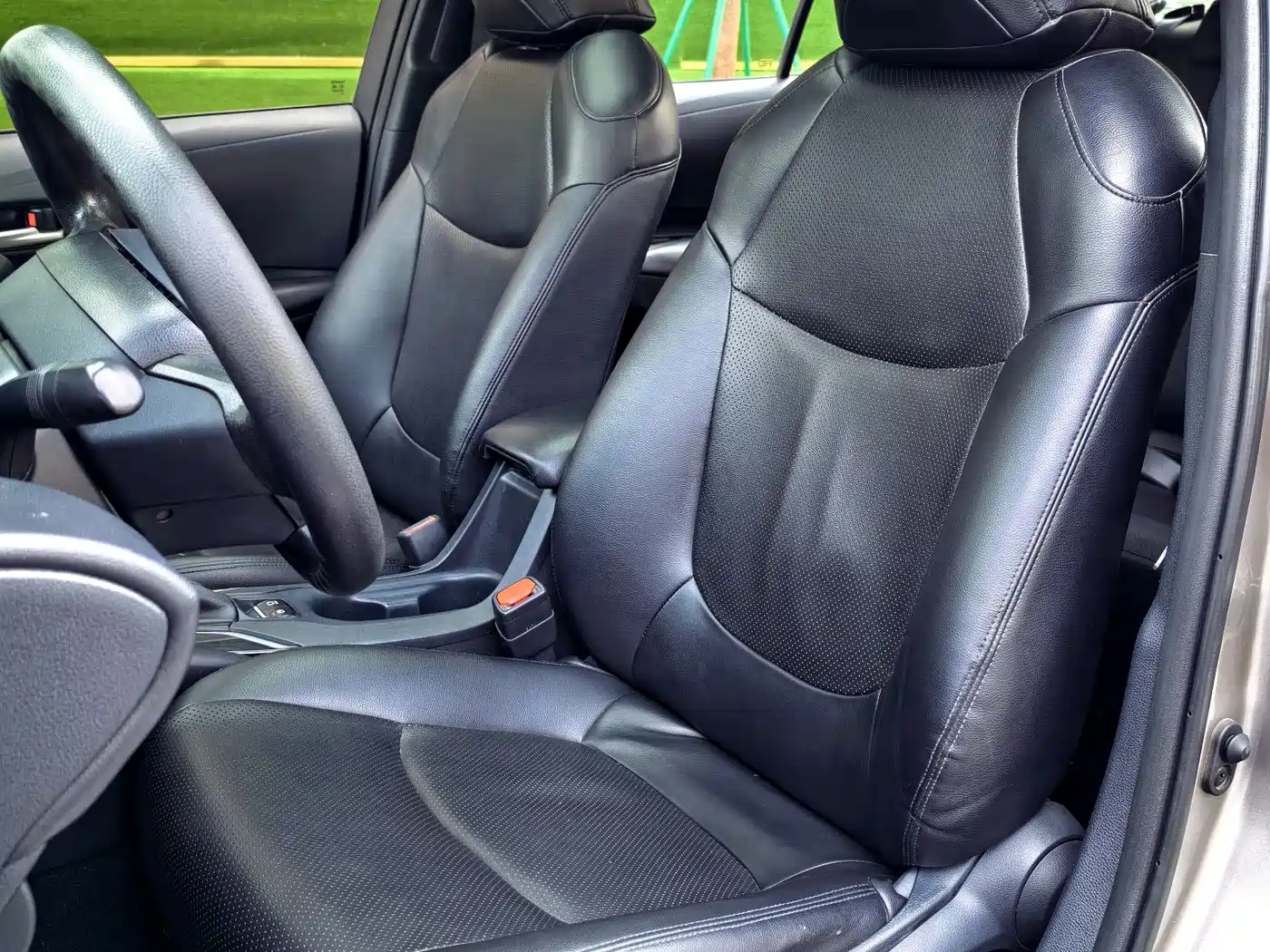 Toyota Corolla 2019 1.2T S-CVT GL-i Luxury Edition фото 12