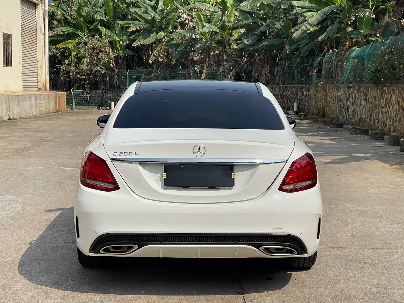 Mercedes-Benz C-Class 2015 Facelift C 200 L Sport фото 9