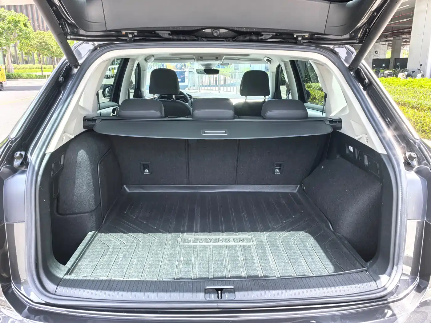 Volkswagen Tayron GTE Plug-in Hybrid 2022 1.4T Premium фото 16