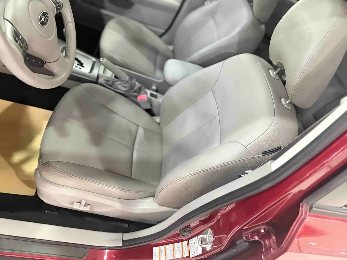 Subaru Forester 2011 2.5XS Automatic Luxury Edition фото 8