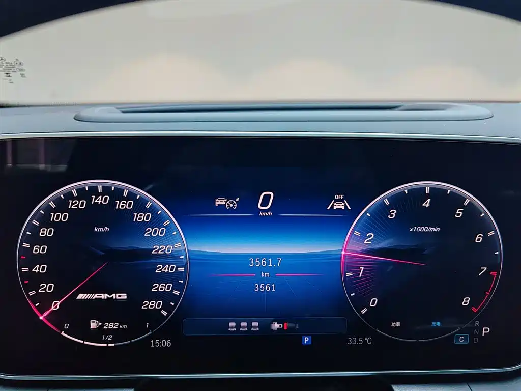MERCEDES-BENZ GLC AMG