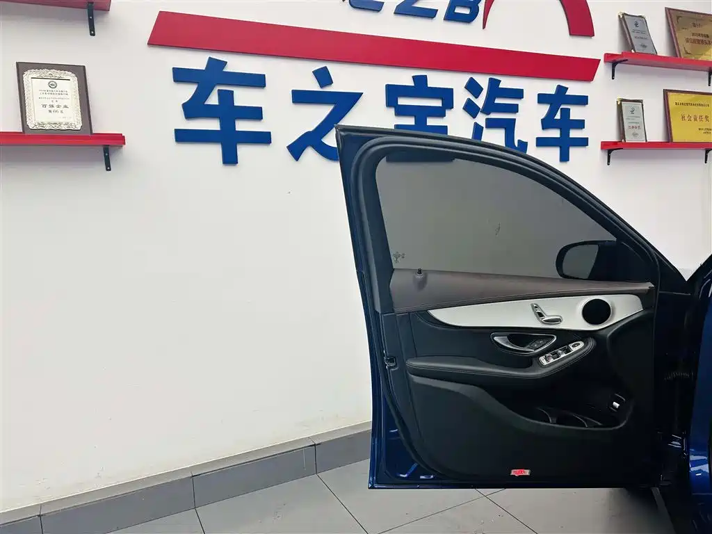 Mercedes-Benz GLC 2019 Model GLC 200 L 4MATIC фото 21