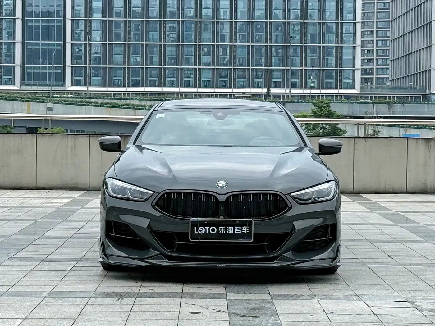 Фото 4 - BMW 8 Series