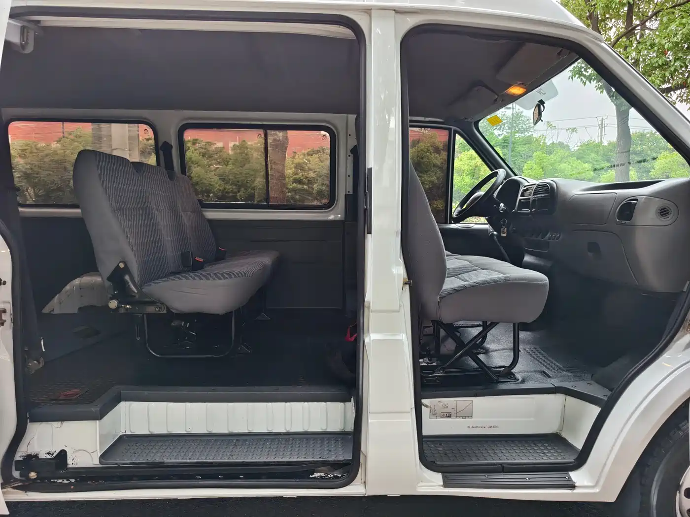 Ford Classic Transit 2014 2013 2.8T Diesel Standard Short Wheelbase Medium Roof JX493ZLQ4