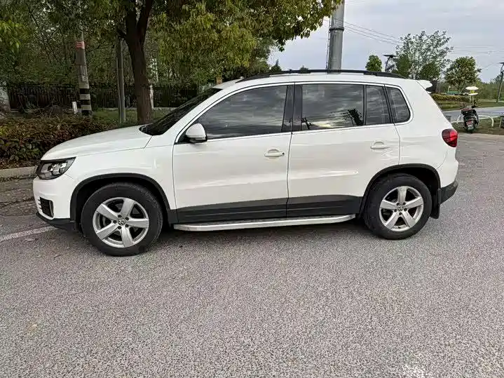 Volkswagen Tiguan 2013 1.8TSI Auto 2WD Comfort Edition фото 14