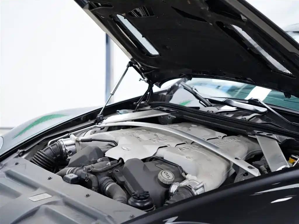 Aston Martin DBS 2010 2009 6.0 Touchtronic Coupe