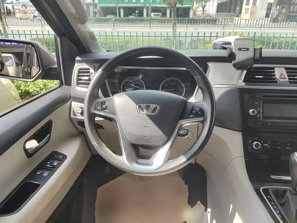 Huasong 7 2020 2015 2.0T Automatic Comfort